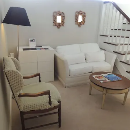 Castillo Del Bosque La Zoreda 5*