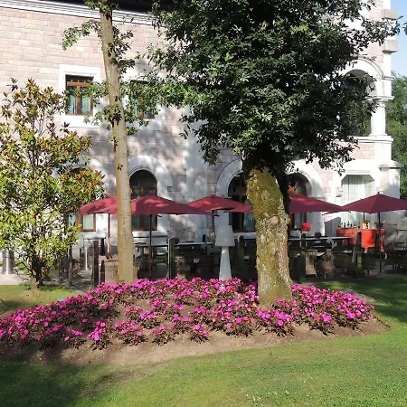 Hotel Castillo Del Bosque La Zoreda 5*