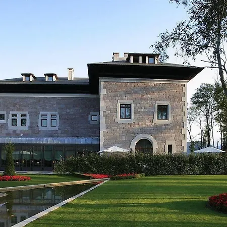 Castillo Del Bosque La Zoreda ホテル 5*