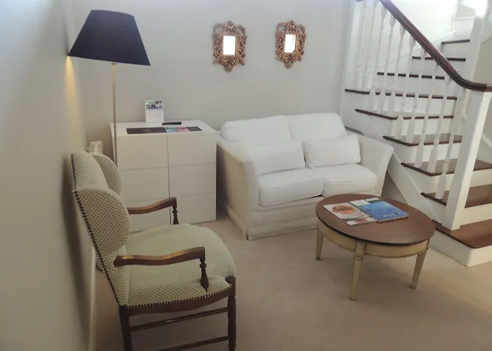 Castillo Del Bosque La Zoreda 5*