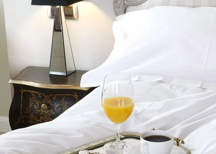 Castillo Del Bosque La Zoreda فندق La Manjoya