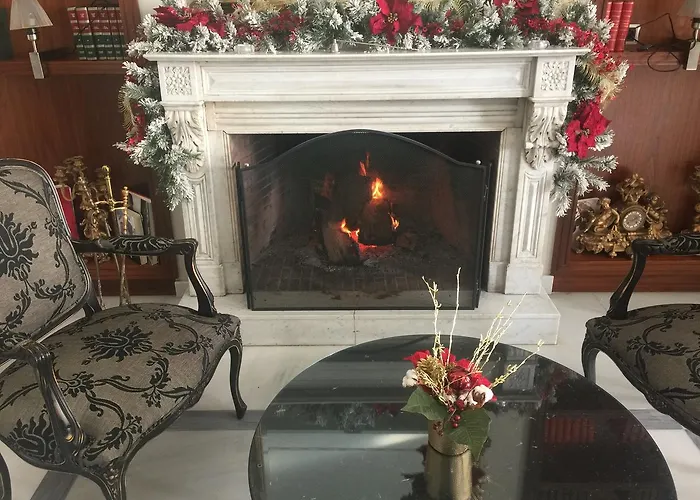 Hotel Castillo Del Bosque La Zoreda 5*