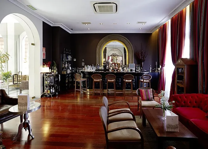 فندق Castillo Del Bosque La Zoreda