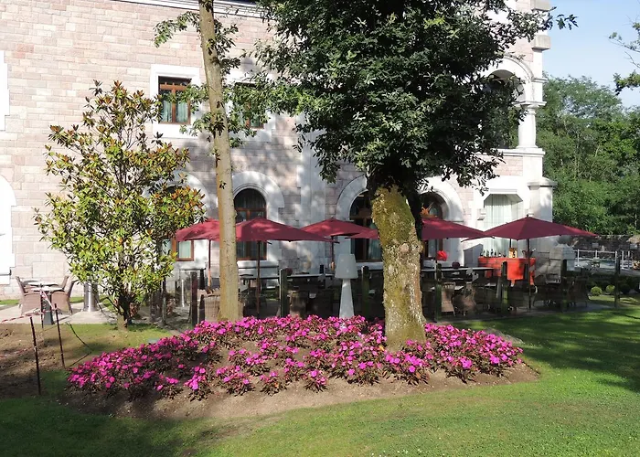 Hotel Castillo Del Bosque La Zoreda 5*