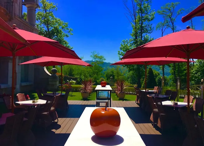 Castillo Del Bosque La Zoreda فندق La Manjoya